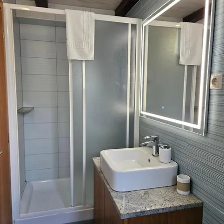 וילה Dora Bajcici