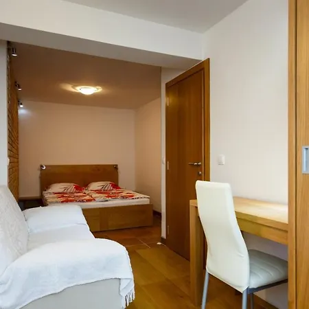 Dora וילה Bajcici